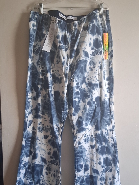 Tinsel Denim - Tinsel Blue and White Tie-Dye Jeans Size 15